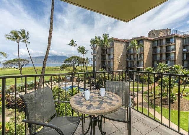 Kauhale Makai Vacation Rentals – Relax at the Village by the Sea